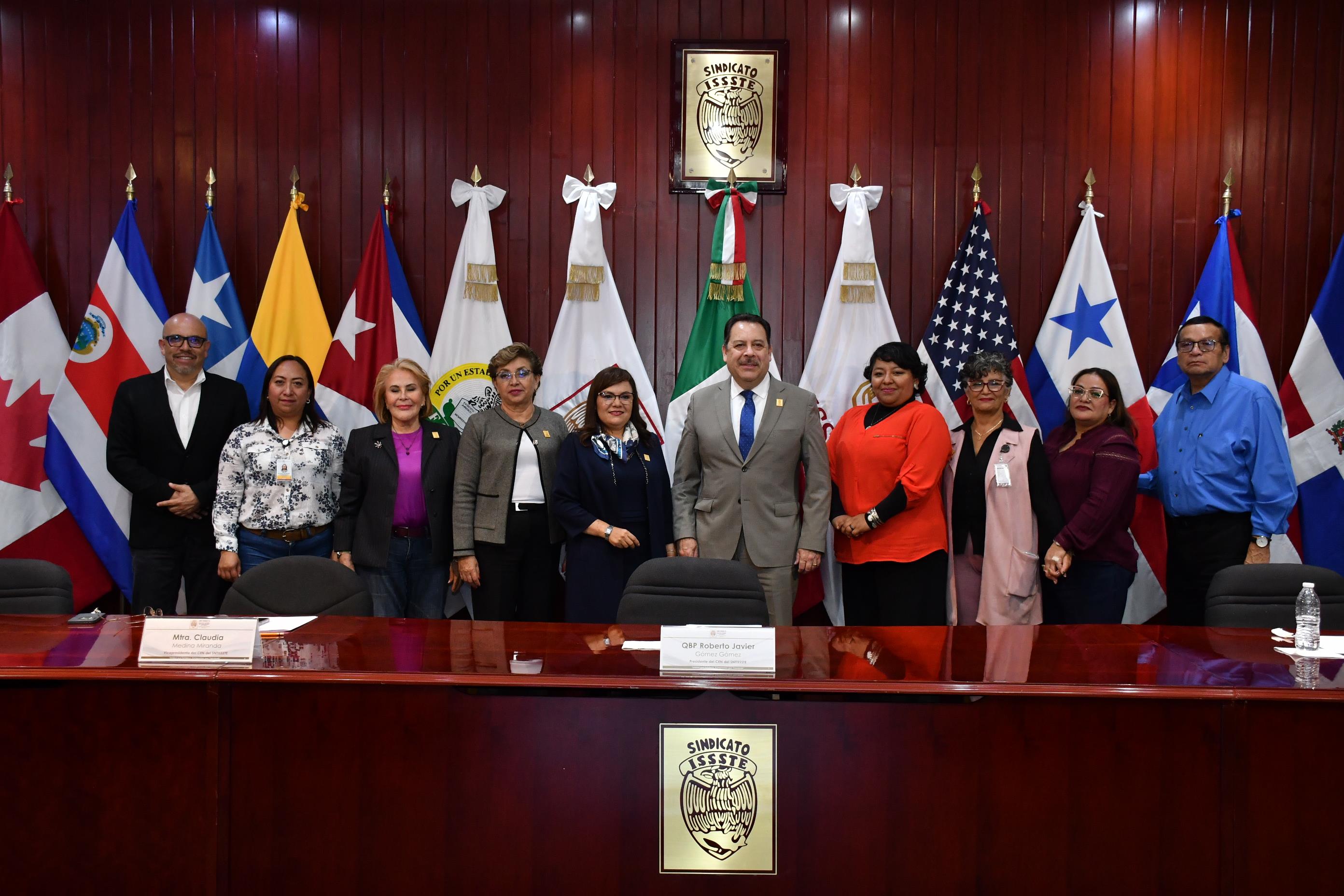  Salutación de la Sección XLI, Hospital Regional "1° de Octubre"
